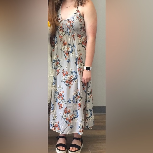 Alyssa Open Back Maxi Dress - Picture 3 of 4